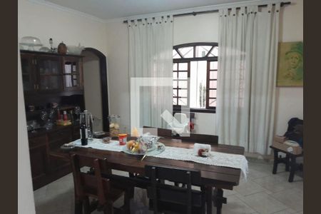 Casa à venda com 3 quartos, 238m² em Vila Bancaria Munhoz, São Paulo