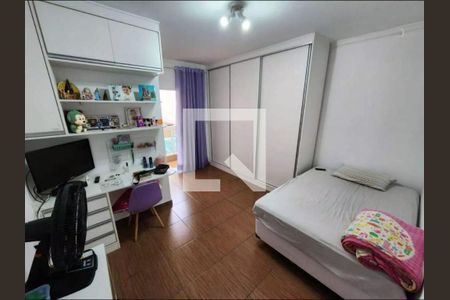 Casa à venda com 2 quartos, 115m² em Vila Iorio, São Paulo