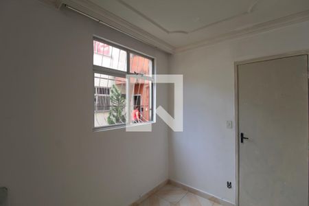 Quarto 1 de apartamento para alugar com 2 quartos, 46m² em Heliópolis, Belo Horizonte