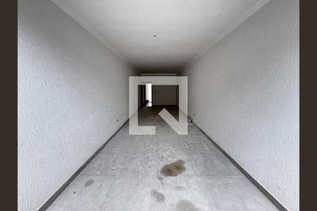 Casa à venda com 3 quartos, 210m² em Parque Sao Domingos, São Paulo