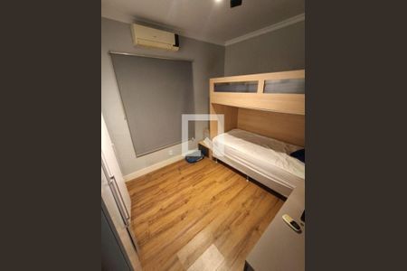 Casa à venda com 3 quartos, 2003m² em Moinho Velho, São Paulo