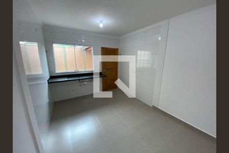 Casa à venda com 3 quartos, 90m² em Vila Basileia, São Paulo