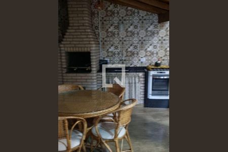 Casa à venda com 3 quartos, 107m² em Vila Pereira Barreto, São Paulo