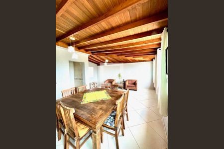 Casa à venda com 3 quartos, 180m² em Parque Sao Domingos, São Paulo