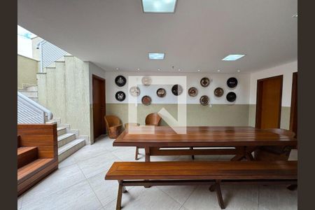 Casa à venda com 3 quartos, 264m² em Parque Sao Domingos, São Paulo