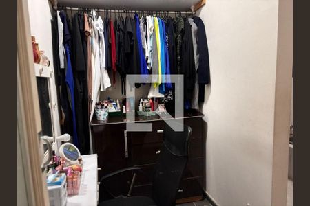 Casa à venda com 3 quartos, 150m² em Parque Maria Domitila, São Paulo