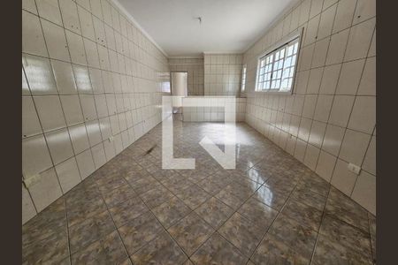 Casa à venda com 3 quartos, 200m² em Vila Barreto, São Paulo
