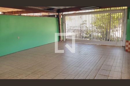 Casa à venda com 3 quartos, 220m² em Parque Sao Domingos, São Paulo