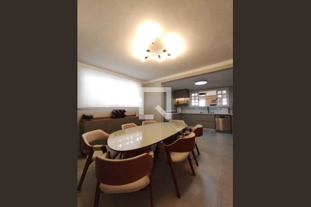 Casa à venda com 5 quartos, 193m² em Piqueri, São Paulo