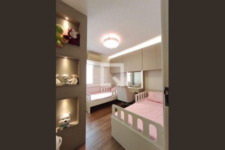 Casa à venda com 5 quartos, 193m² em Piqueri, São Paulo