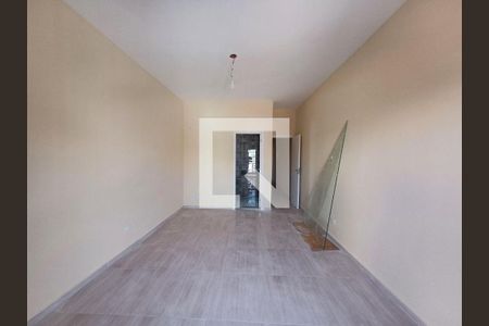 Casa à venda com 3 quartos, 130m² em Umuarama, Osasco