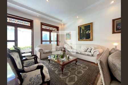 Casa à venda com 4 quartos, 436m² em City América, São Paulo