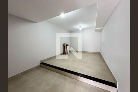 Casa à venda com 3 quartos, 130m² em Parque Sao Domingos, São Paulo