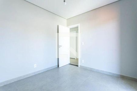 Casa à venda com 3 quartos, 210m² em Vila Albertina, São Paulo