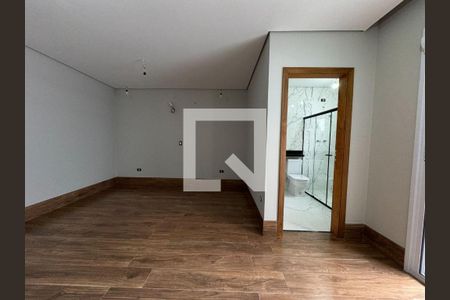 Casa à venda com 3 quartos, 264m² em São Domingos, São Paulo