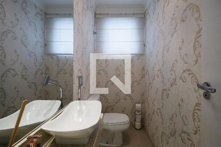 Lavabo de casa à venda com 4 quartos, 240m² em Vila Mazzei, São Paulo