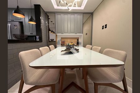 Casa à venda com 3 quartos, 206m² em Parque Sao Domingos, São Paulo