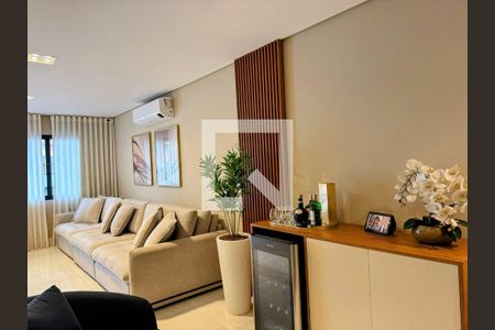 Casa à venda com 3 quartos, 206m² em Parque Sao Domingos, São Paulo