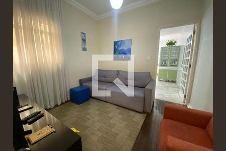 Casa à venda com 3 quartos, 180m² em Vila Mangalot, São Paulo