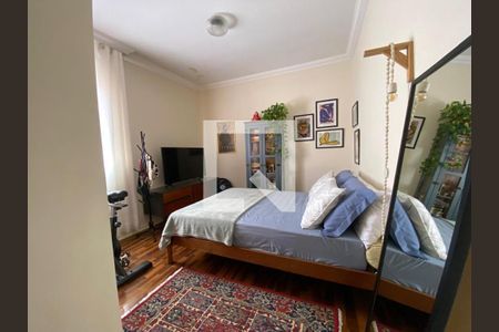 Casa à venda com 3 quartos, 180m² em Vila Mangalot, São Paulo