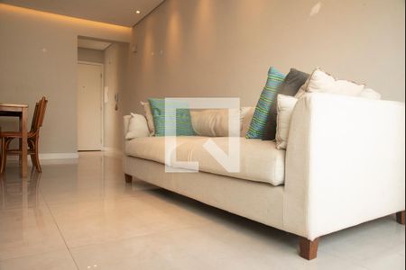 Sala de apartamento para alugar com 3 quartos, 74m² em Chácara Inglesa, São Paulo