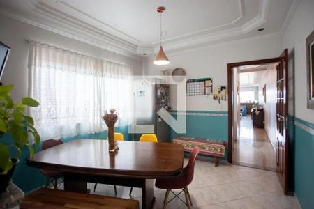 Casa à venda com 4 quartos, 242m² em Vila Pereira Barreto, São Paulo