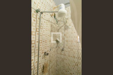 Banheiro Social de casa para alugar com 2 quartos, 32m² em Uberaba, Curitiba