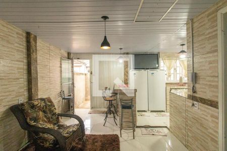 Sala/Cozinha de casa para alugar com 2 quartos, 32m² em Uberaba, Curitiba