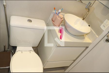 Banheiro de apartamento para alugar com 1 quarto, 42m² em Consolação, São Paulo