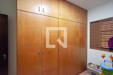 Quarto 1 de casa à venda com 4 quartos, 380m² em Castelo, Belo Horizonte