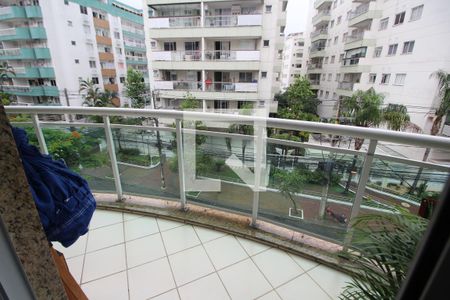 Varanda de apartamento à venda com 2 quartos, 65m² em Anil, Rio de Janeiro
