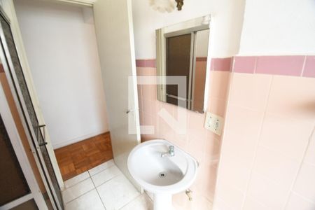 Banheiro de apartamento à venda com 1 quarto, 65m² em Centro, Campinas