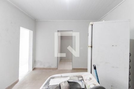 Quarto 1 de casa para alugar com 2 quartos, 42m² em Vila Campanela, São Paulo