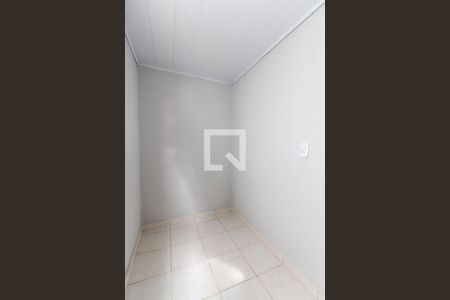 Quarto 2 de casa para alugar com 2 quartos, 42m² em Vila Campanela, São Paulo