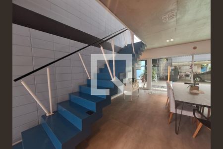 Casa de Condomínio para alugar com 4 quartos, 325m² em Jardim Residencial Suzano, Suzano