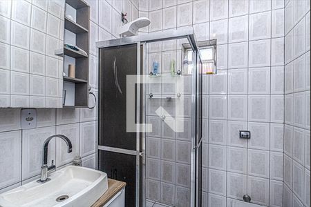 banheiro social_2 de casa para alugar com 2 quartos, 105m² em Vila Moinho Velho, São Paulo