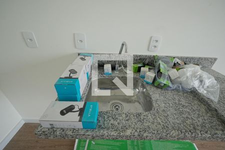 Sala/Cozinha de apartamento para alugar com 1 quarto, 32m² em Liberdade, São Paulo