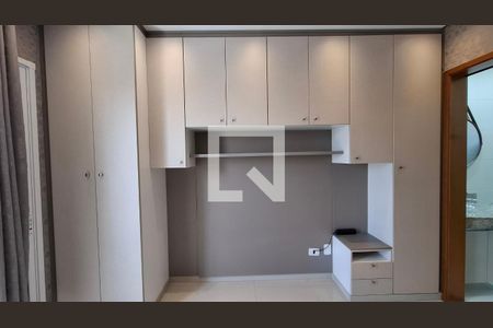 Quarto 1 suíte de apartamento para alugar com 2 quartos, 51m² em Santa Maria, Santo André