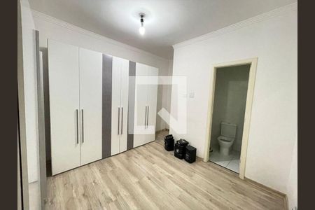 Casa à venda com 4 quartos, 210m² em Parque Sao Domingos, São Paulo