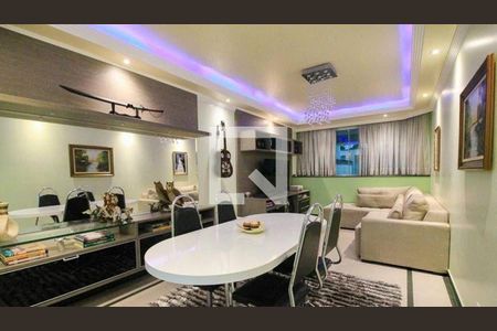 Casa à venda com 4 quartos, 558m² em Vila Albertina, São Paulo