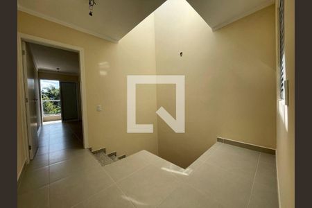 Casa à venda com 3 quartos, 160m² em Parque Sao Domingos, São Paulo