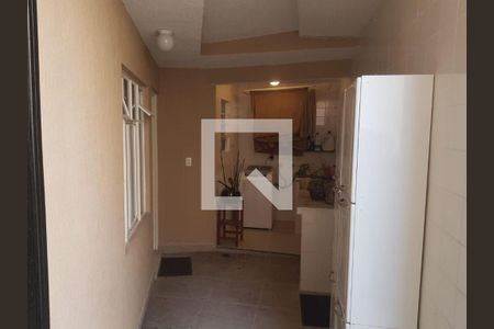 Casa à venda com 5 quartos, 200m² em Vila Cruz das Almas, São Paulo