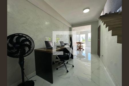 Casa à venda com 2 quartos, 110m² em Parque Sao Domingos, São Paulo