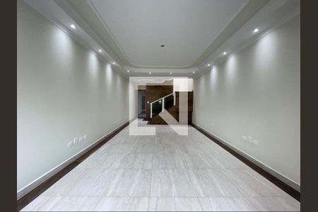 Casa à venda com 3 quartos, 250m² em Nossa Senhora do O, São Paulo