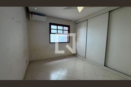 Casa à venda com 3 quartos, 160m² em Piqueri, São Paulo