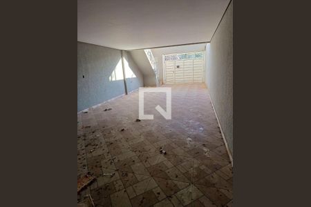 Casa à venda com 3 quartos, 180m² em Jardim Sao Jose (Zona Norte), São Paulo