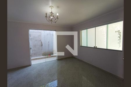 Casa à venda com 4 quartos, 304m² em City América, São Paulo