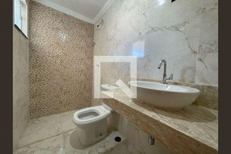 Casa à venda com 3 quartos, 240m² em Parque Sao Luis, São Paulo