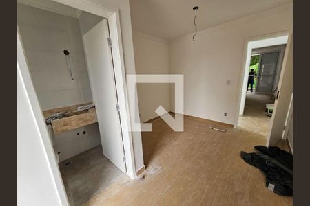 Casa à venda com 2 quartos, 100m² em Piqueri, São Paulo