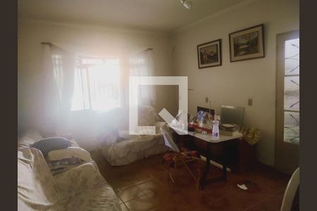 Casa à venda com 3 quartos, 125m² em Vila Pereira Cerca, São Paulo